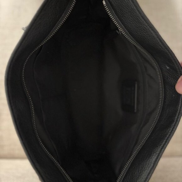 COACH POCKET BOOK LIKE NEW - Picture 3 of 4